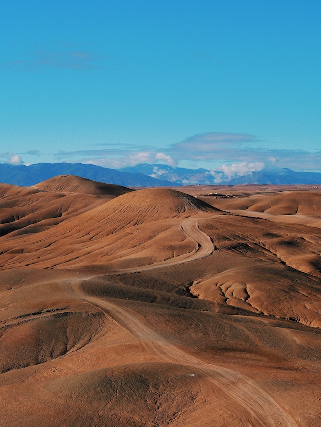 Paysage du désert d'Agafay au Maroc