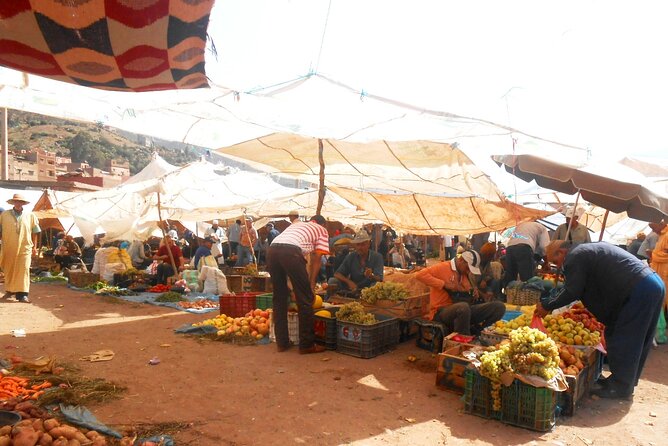 Marché vallée du Zat