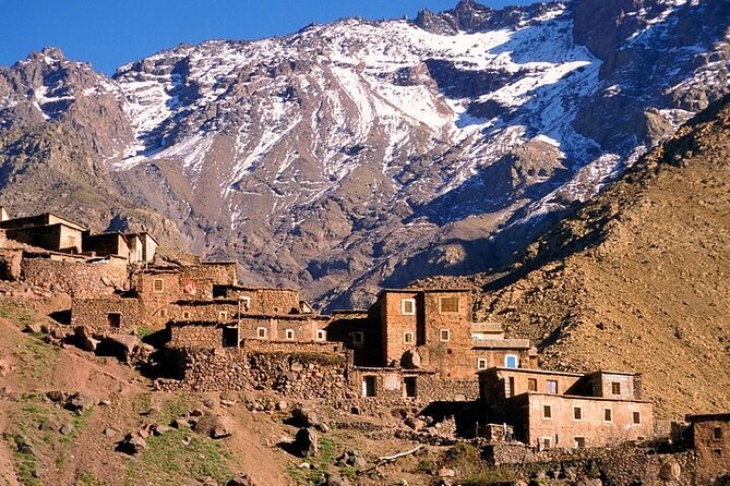 Village vallée du Zat